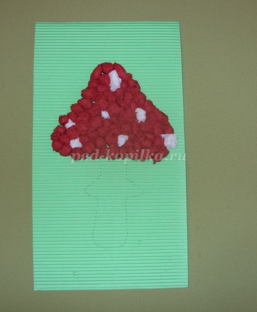 Объёмная аппликация своими руками в нетрадиционной технике работы с бумагой "Мухомор" Объёмная аппликация своими руками в нетрадиционной технике работы с бумагой "Мухомор"