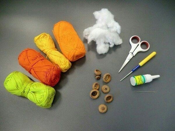 Вяжем жёлуди и листочки Вяжем жёлуди и листочки