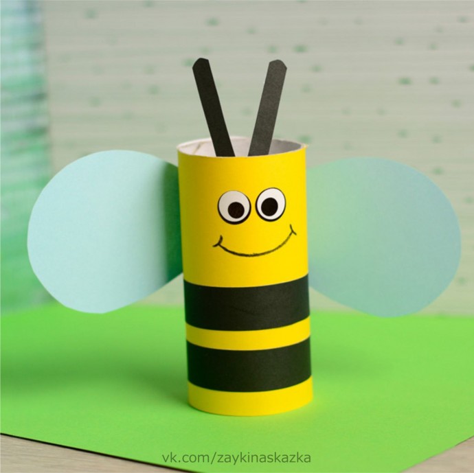 ​Пчёлка из картонной втулки