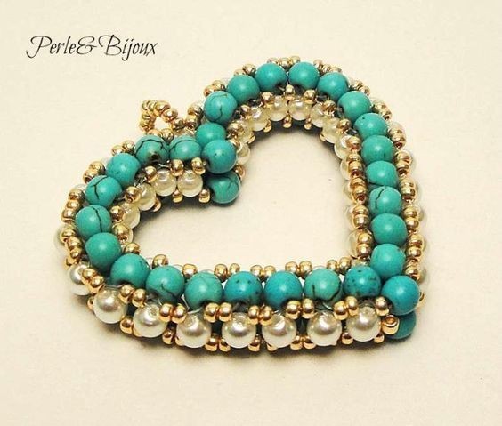 Делаем с детьми сердечко из бусин Делаем с детьми сердечко из бусин