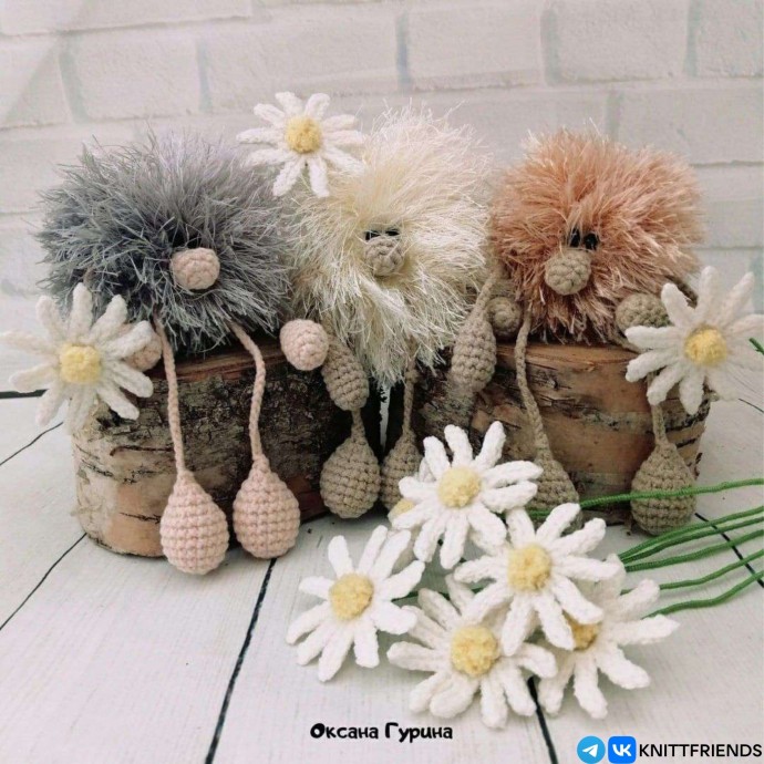 Домовёнок из пряжи