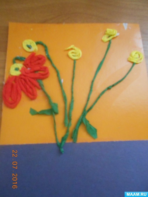 Летний букетик с цветами из жгутиков