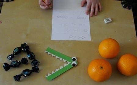 Математическая игра Идея очень простая, но увлекательная. Математическая игра Идея очень простая, но увлекательная.