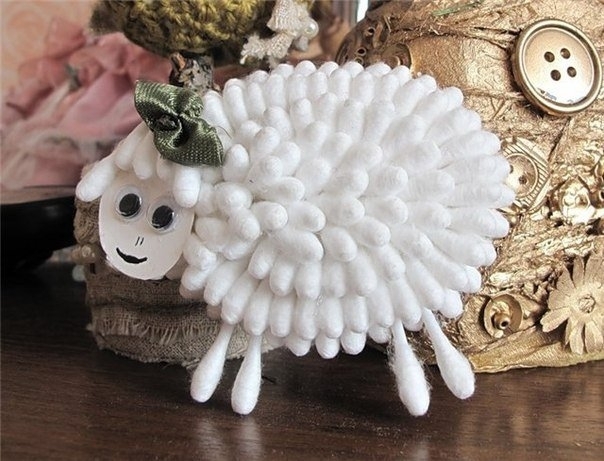 Поделка из ватных палочек