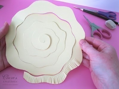 Красивые и несложные в исполнении бумажные цветы