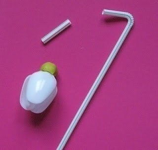 Поделка из одноразовых ложек