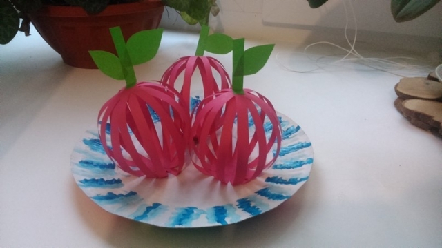 Подборка идей поделок из одноразовых тарелок