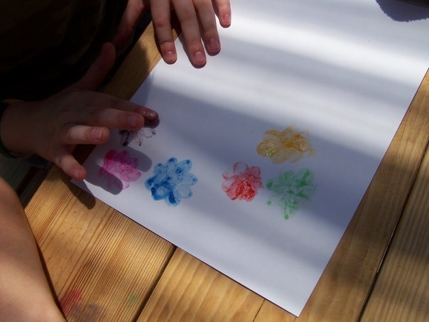 Гелевые пальчиковые краски.